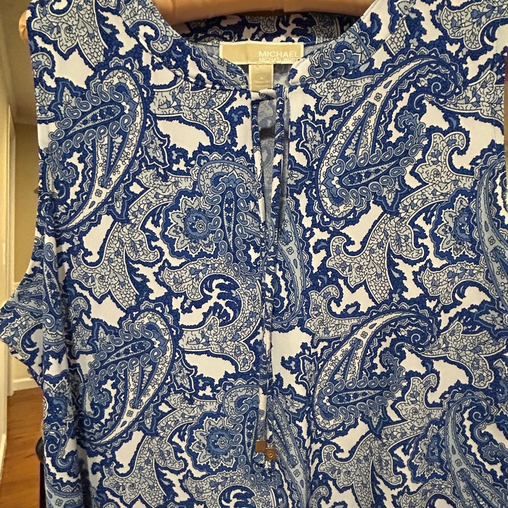 Michael Kors Blue and White Paisley Tie-Front Dress - Picture 4 of 4